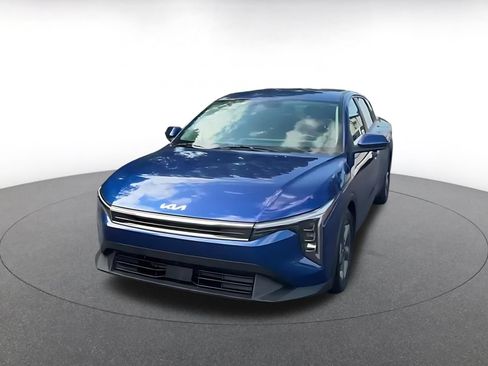 Used 2025 Kia K4 FWD image 5