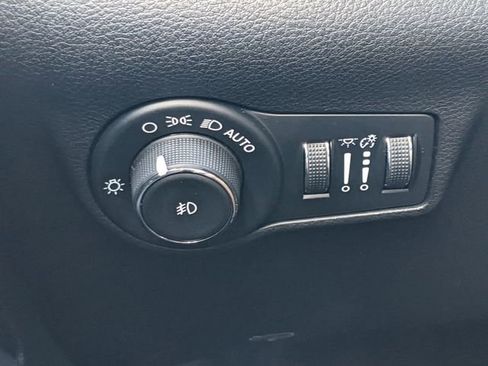 Certified 2022 Jeep Compass Altitude image 17