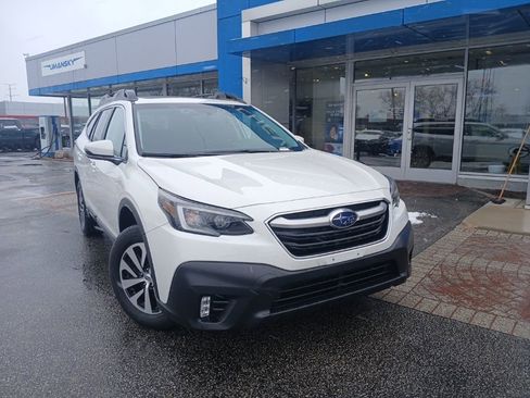 Used 2021 Subaru Outback Premium w/ Popular Package #1 image 3