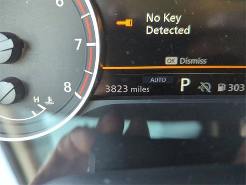 Certified 2025 Nissan Rogue S image 37