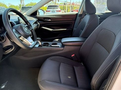 Used 2022 Nissan Altima 2.5 S FWD image 21
