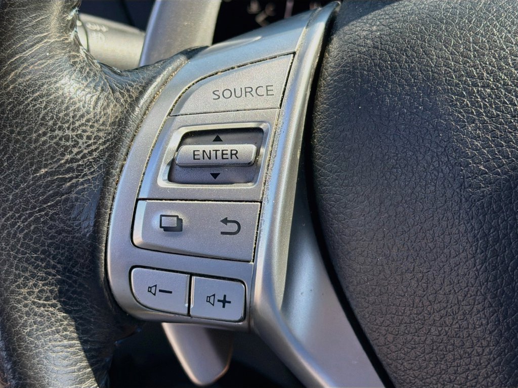Used 2016 Nissan Altima 2.5 SR FWD image 15
