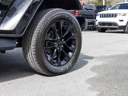 Used 2023 Jeep Wrangler Unlimited Sahara w/ Cold Weather Group image 9