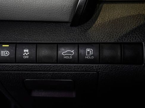 Used 2022 Toyota Camry XLE FWD image 24