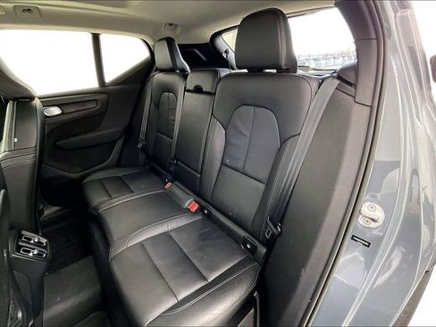 Used 2023 Volvo XC40 B4 Plus w/ Driver Assist Package image 34