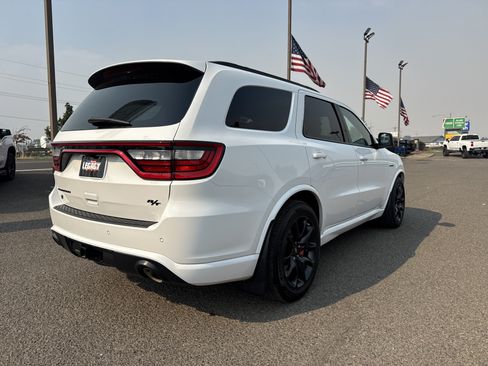 Used 2024 Dodge Durango R/T w/ Tow 'N Go Group AWD/4WD image 3