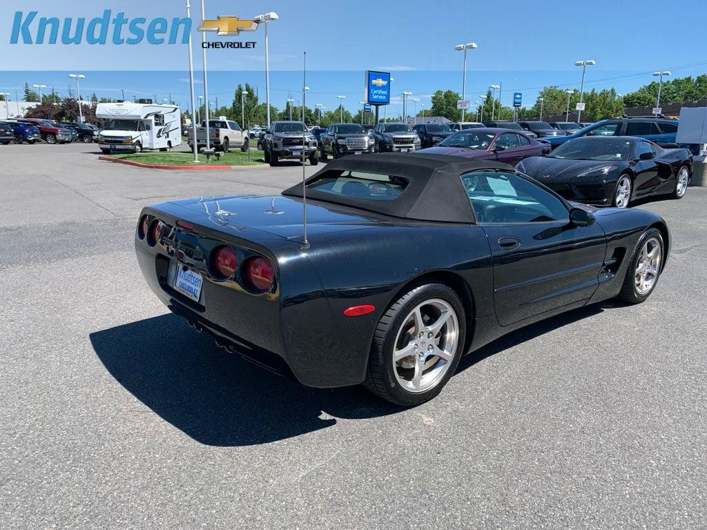 Used 2003 Chevrolet Corvette Convertible w/ Preferred Equipment Group1 RWD image 7