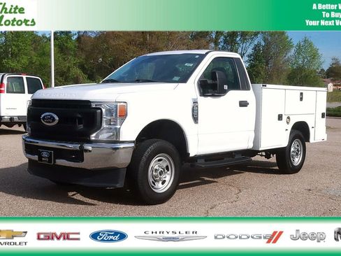 Used 2022 Ford F250 XL w/ Power Equipment Group AWD/4WD image 1