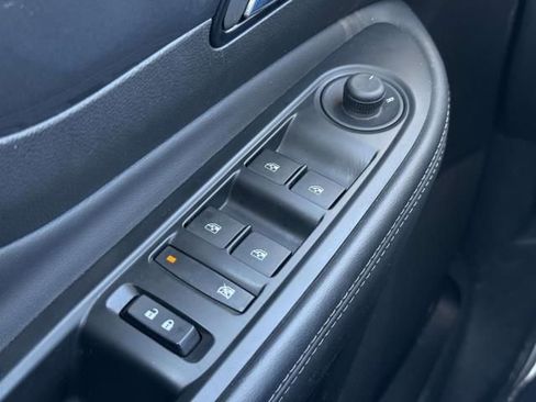 Used 2022 Buick Encore Preferred w/ Safety Package image 16