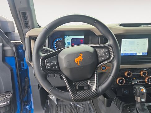 Used 2023 Ford Bronco Big Bend image 13