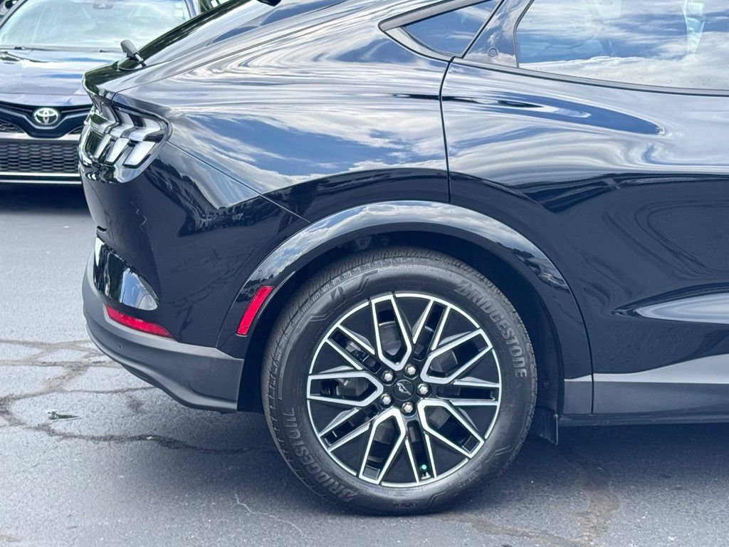 Used 2025 Ford Mustang Mach-E Premium RWD image 45