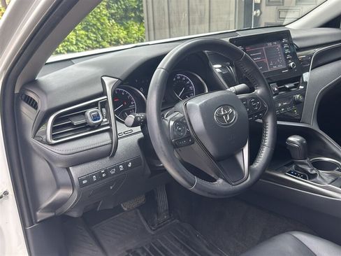 Used 2021 Toyota Camry SE w/ Cold Weather Package AWD/4WD image 16