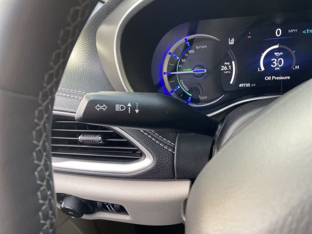 Used 2024 Chrysler Pacifica Limited FWD image 22
