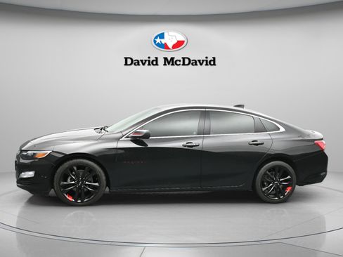 Used 2022 Chevrolet Malibu LT w/ Leather Package image 6