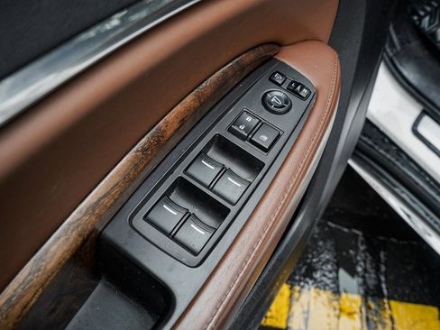 Used 2017 Acura MDX SH-AWD w/ Advance Package image 9