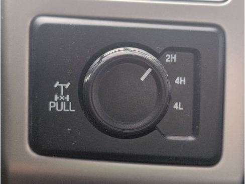 Used 2021 Ford F250 Lariat w/ Chrome Package image 21