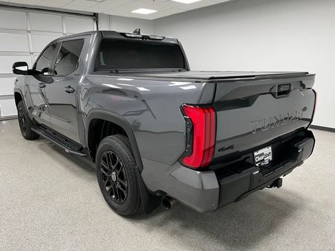 Used 2024 Toyota Tundra Limited AWD/4WD image 8