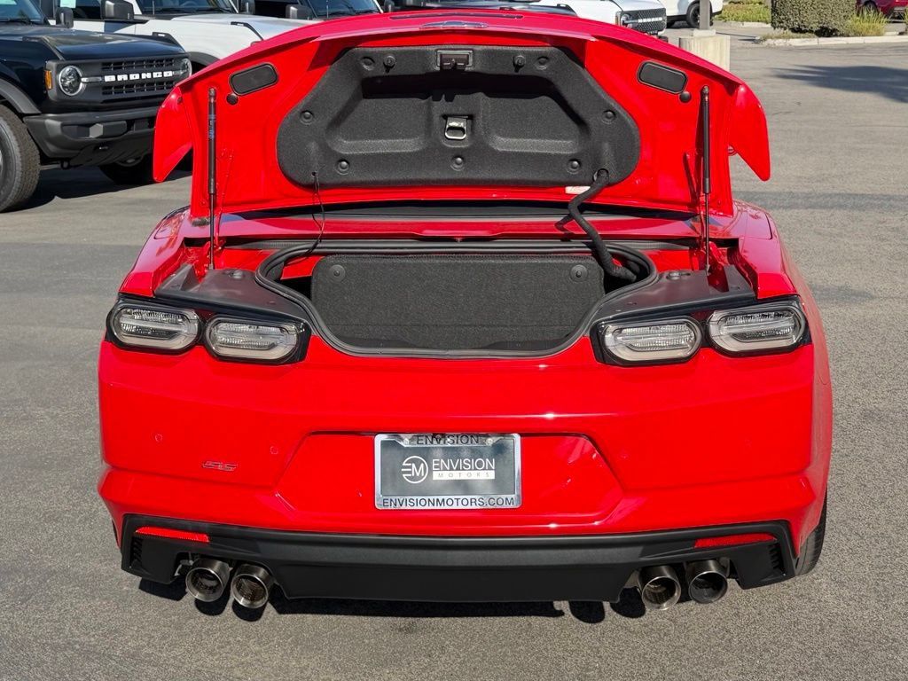 Used 2021 Chevrolet Camaro SS RWD image 14