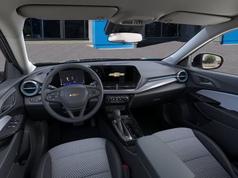 New 2026 Chevrolet Trax LT FWD image 15