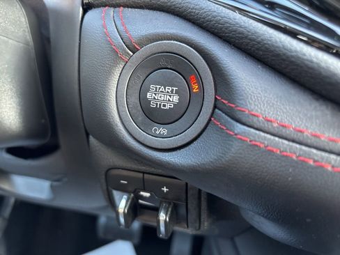 Used 2024 Dodge Durango GT image 32