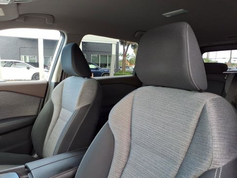 Certified 2021 Nissan Rogue SV image 17