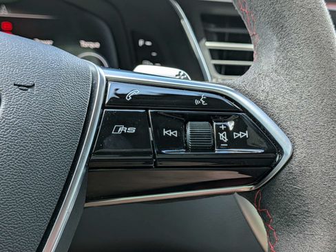 Used 2024 Audi RS 7 Performance AWD/4WD image 27