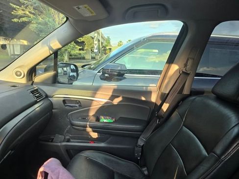 Used 2017 Honda Pilot EX-L image 10