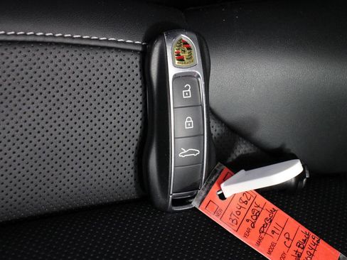 Certified 2024 Porsche 911 Carrera RWD image 34