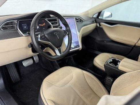 Used 2012 Tesla Model S Signature Performance image 29