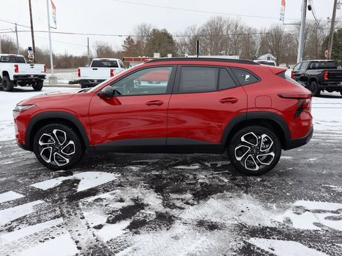 New 2026 Chevrolet Trax RS w/ Sunroof Package image 24