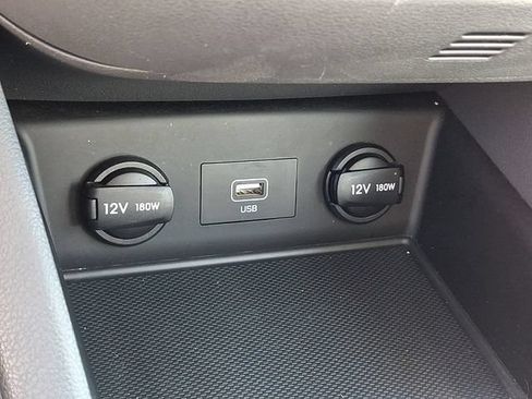 Used 2020 Hyundai Ioniq SE FWD image 22