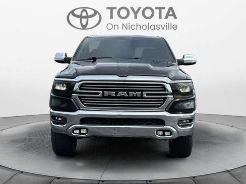 Used 2020 RAM 1500 Laramie AWD/4WD image 9