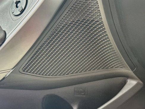 Used 2017 Hyundai Santa Fe Sport FWD image 21