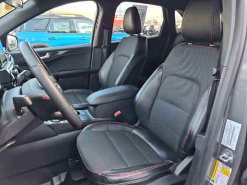 Certified 2025 Ford Escape ST-Line Elite image 12