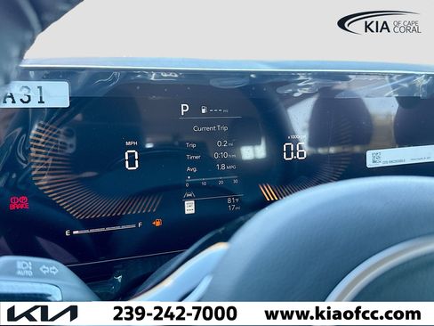 New 2026 Kia Carnival EX image 41