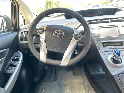 Used 2013 Toyota Prius Two FWD image 13