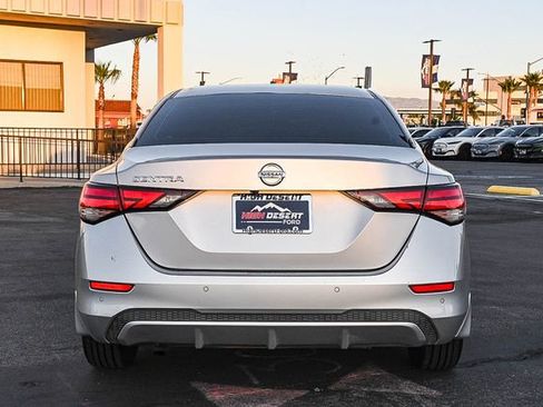 Used 2020 Nissan Sentra S image 8