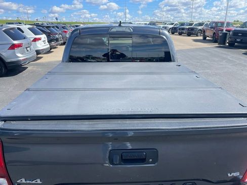 Used 2023 Toyota Tacoma SR5 AWD/4WD image 26