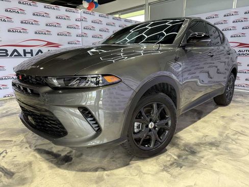 Used 2024 Dodge Hornet GT w/ GT Blacktop Package image 2