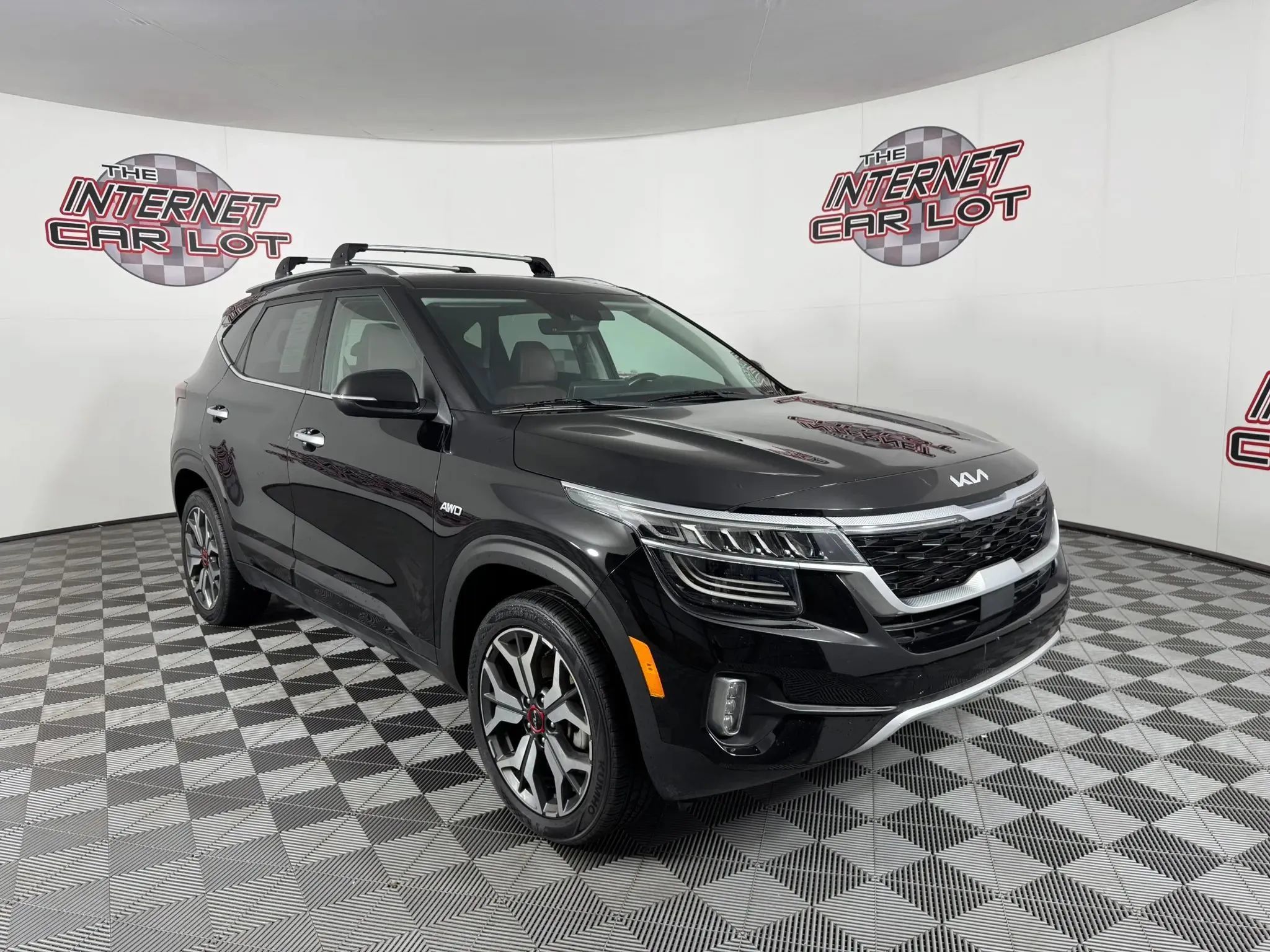 Used 2022 Kia Seltos SX w/ Sunroof Package AWD/4WD image 9
