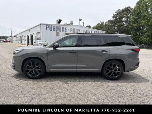 Used 2024 Lexus TX 500h AWD w/ Technology Package image 4