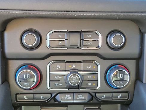 Certified 2024 Chevrolet Tahoe LT RWD image 33