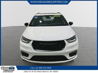 Used 2025 Chrysler Pacifica Limited FWD video 2