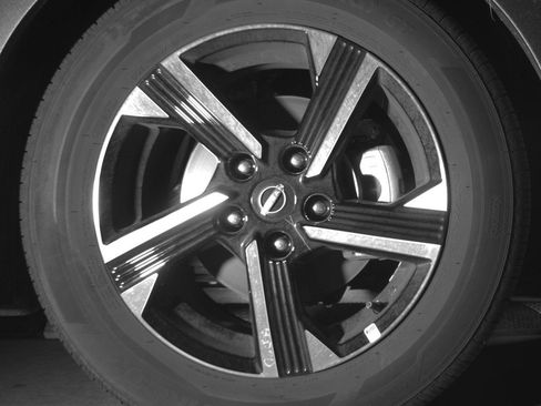 Used 2025 Nissan Sentra SV image 13