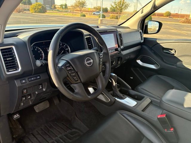 Certified 2024 Nissan Frontier SL w/ Technology Package AWD/4WD image 11