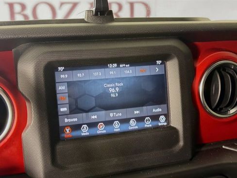 Used 2021 Jeep Wrangler Unlimited Rubicon AWD/4WD image 18
