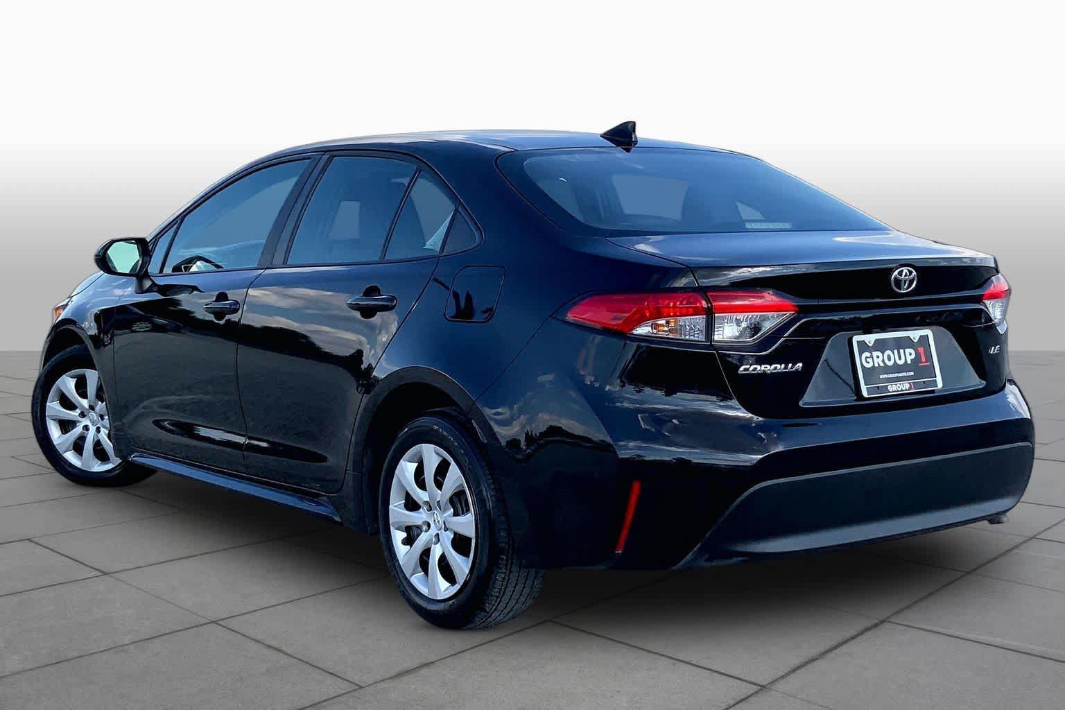 Used 2024 Toyota Corolla LE FWD image 12