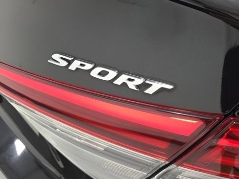 Used 2024 Honda Civic Sport image 12