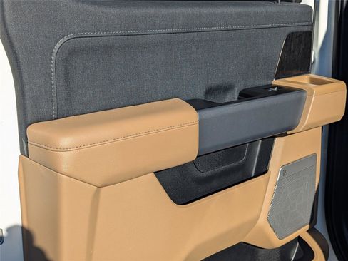 Used 2021 Ford F150 Lariat image 12