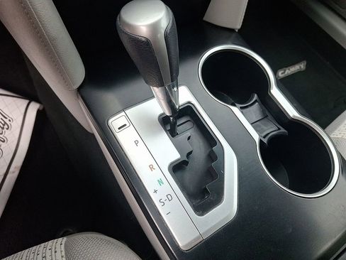 Used 2014 Toyota Camry LE image 14
